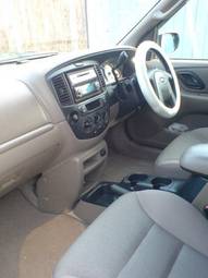 2002 Ford Escape Images