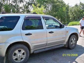 2002 Ford Escape Photos