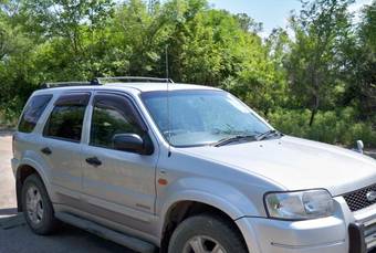2002 Ford Escape Photos