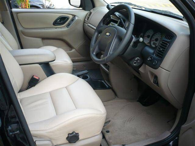 2003 Ford Escape