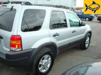 2003 Ford Escape Photos