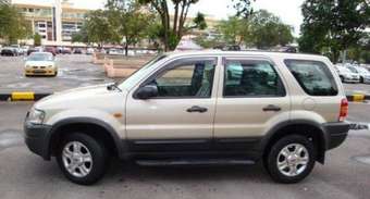 2003 Ford Escape Pics
