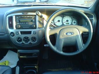 2003 Ford Escape Pics