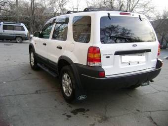 2003 Ford Escape Photos