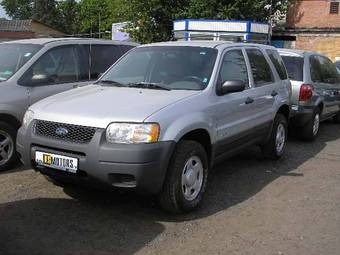 2003 Ford Escape Photos