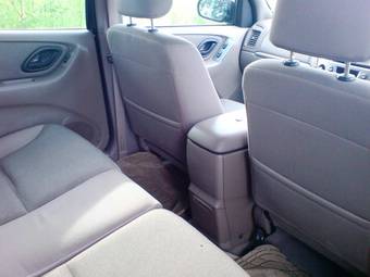 2003 Ford Escape Images