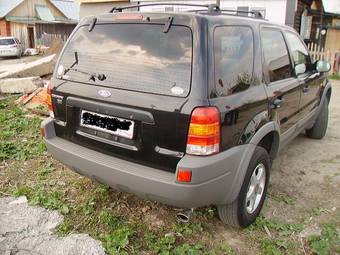 2003 Ford Escape Photos