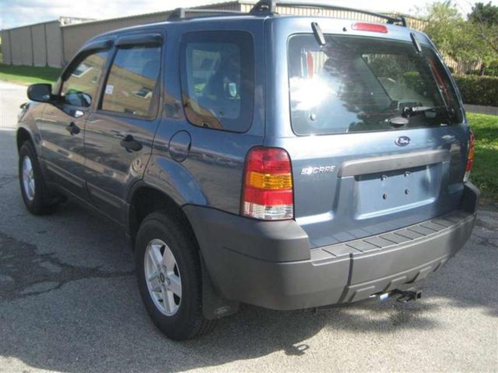 2004 Ford Escape