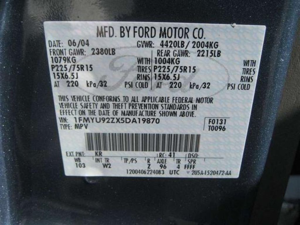 2004 Ford Escape