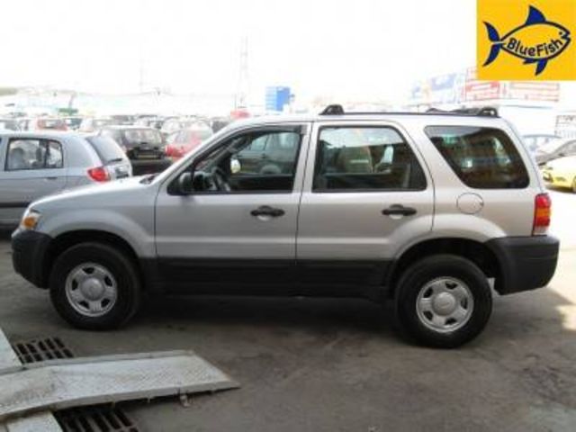 2004 Ford Escape