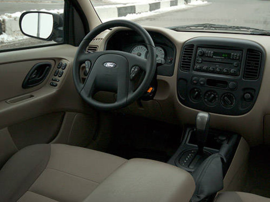 2004 Ford Escape