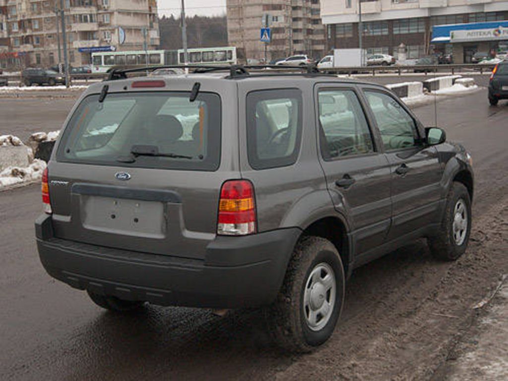 2004 Ford Escape