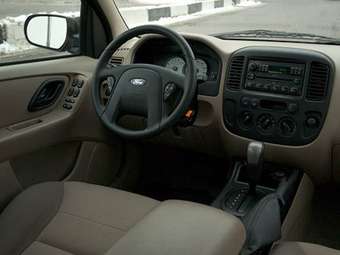 2004 Ford Escape Images