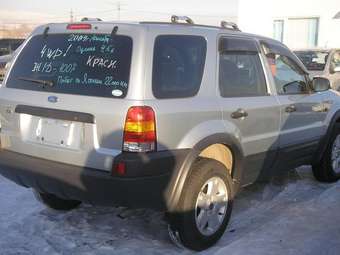 2004 Ford Escape Pictures