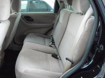 2004 Ford Escape Photos