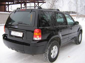 2004 Ford Escape Pictures