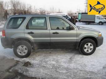 2004 Ford Escape Pictures