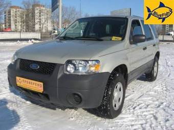 2004 Ford Escape Photos