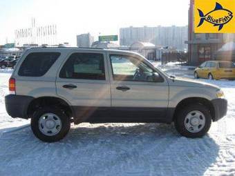 2004 Ford Escape Photos