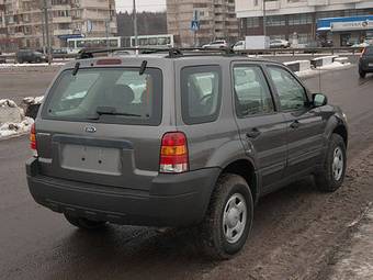 2004 Ford Escape Pics