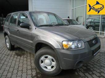 2004 Ford Escape Photos