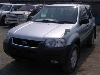 2004 Ford Escape Photos