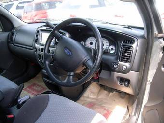 2004 Ford Escape Images