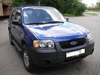 2004 Ford Escape Pictures