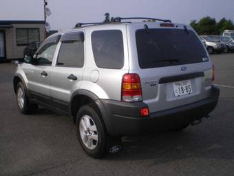 2004 Ford Escape Pictures