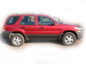 2004 Ford Escape Photos