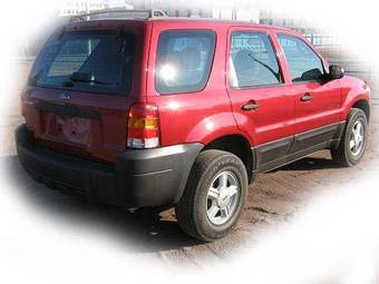 2004 Ford Escape Pictures