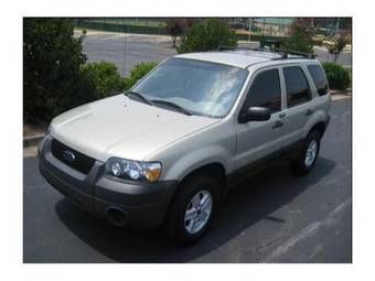 2004 Ford Escape Photos