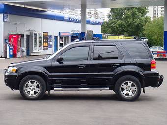 2004 Ford Escape Photos