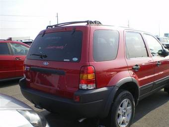 2004 Ford Escape Pictures