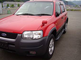 2004 Ford Escape Photos