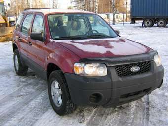 2005 Ford Escape Pictures