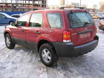 2005 Ford Escape Photos