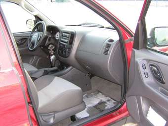 2005 Ford Escape Pictures