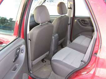 2005 Ford Escape Photos