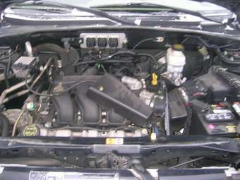 2005 Ford Escape Pics