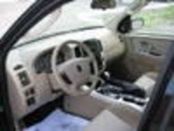2005 Ford Escape Pictures
