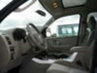 2005 Ford Escape Photos