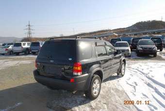 2005 Ford Escape Pictures
