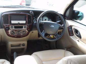 2005 Ford Escape Images