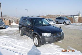 2005 Ford Escape Photos