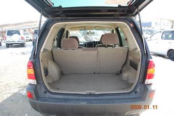 2005 Ford Escape Images