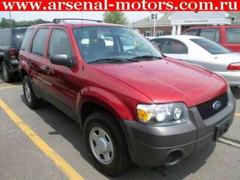 2005 Ford Escape Photos