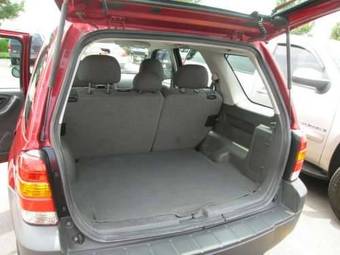 2005 Ford Escape Photos