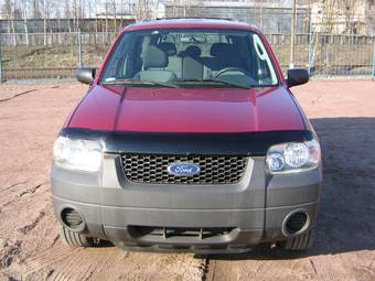 2005 Ford Escape Pictures