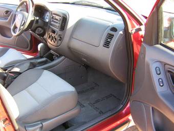 2005 Ford Escape Pictures